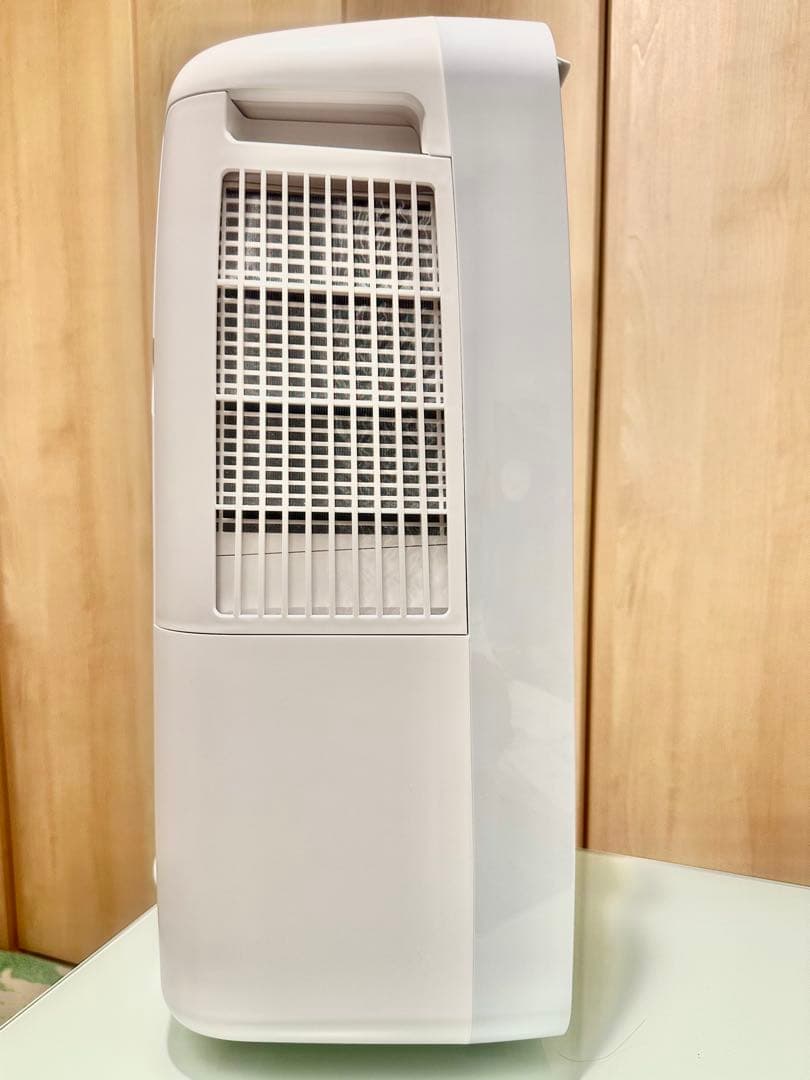 美品 SHARP冷風・衣類乾燥除湿機CM-R100-W 2024年製