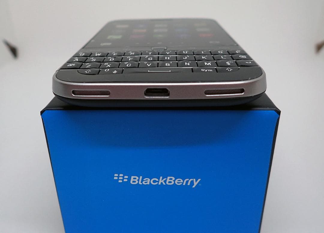 超美品！ BlackBerry Q20 Classic ブラック 技適有り