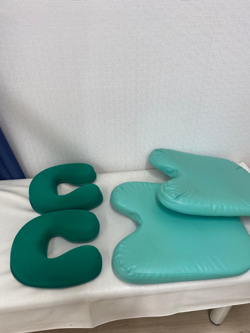 高田ベッド ジェルフェイス　フェイス枕 TB-77-63　胸マット