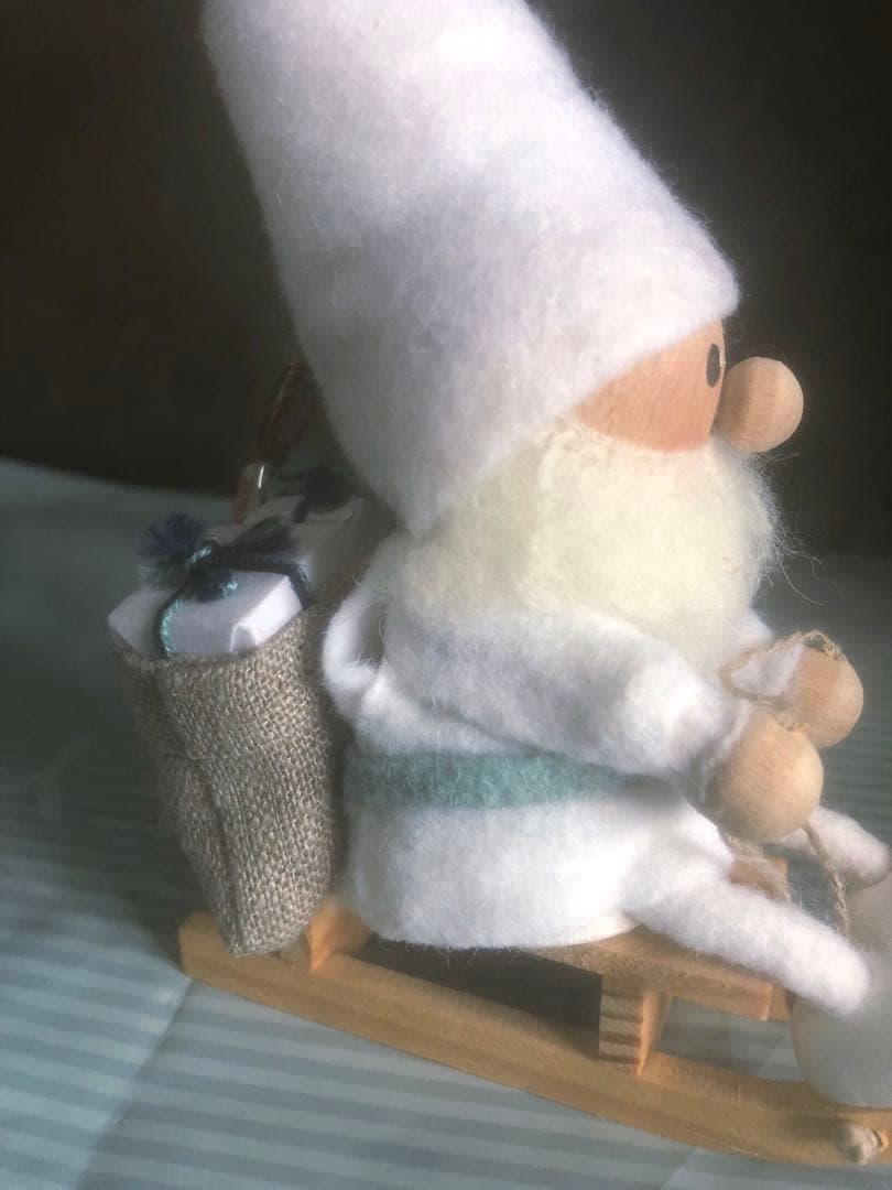 ノルディカニッセ ソリに乗るサンタさん　クリスマス