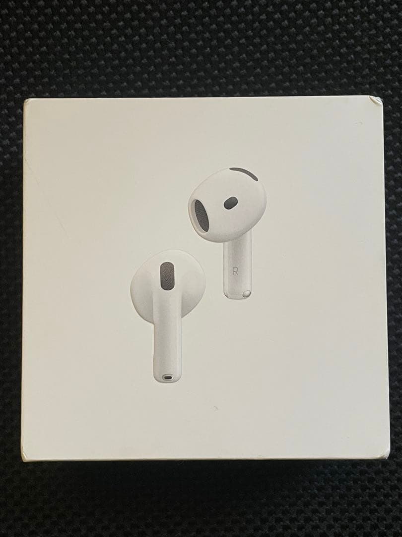 Apple AirPods (第4世代) ノイズキャンセリング搭載モデル　本体