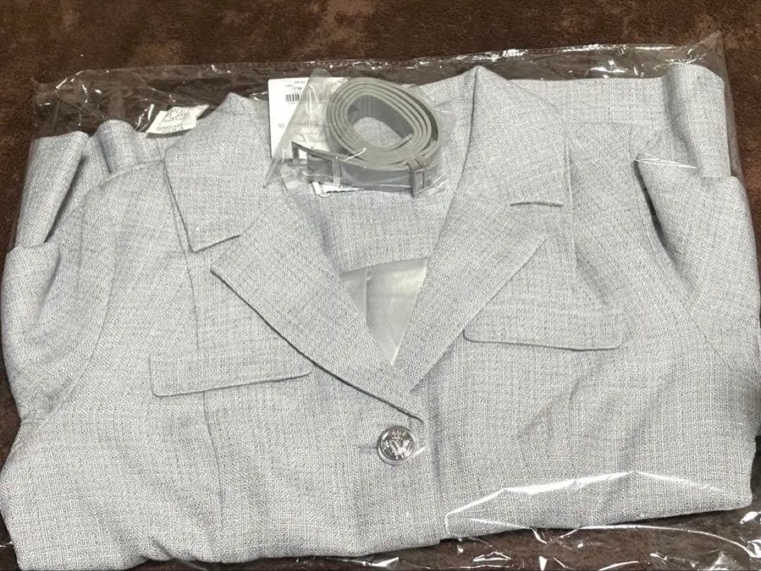 LIP SERVICEベルト付ツイードミドルジャケット