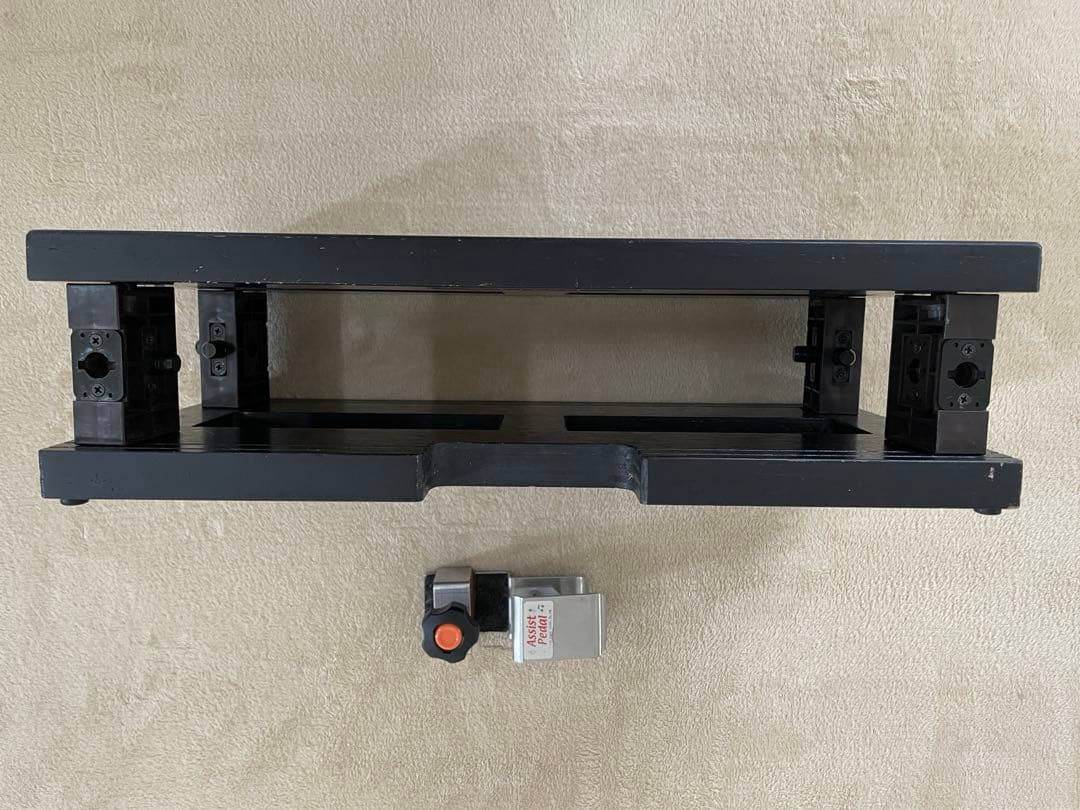 アシストスツールASS-V（ピアノ足台）　アシストペダル付