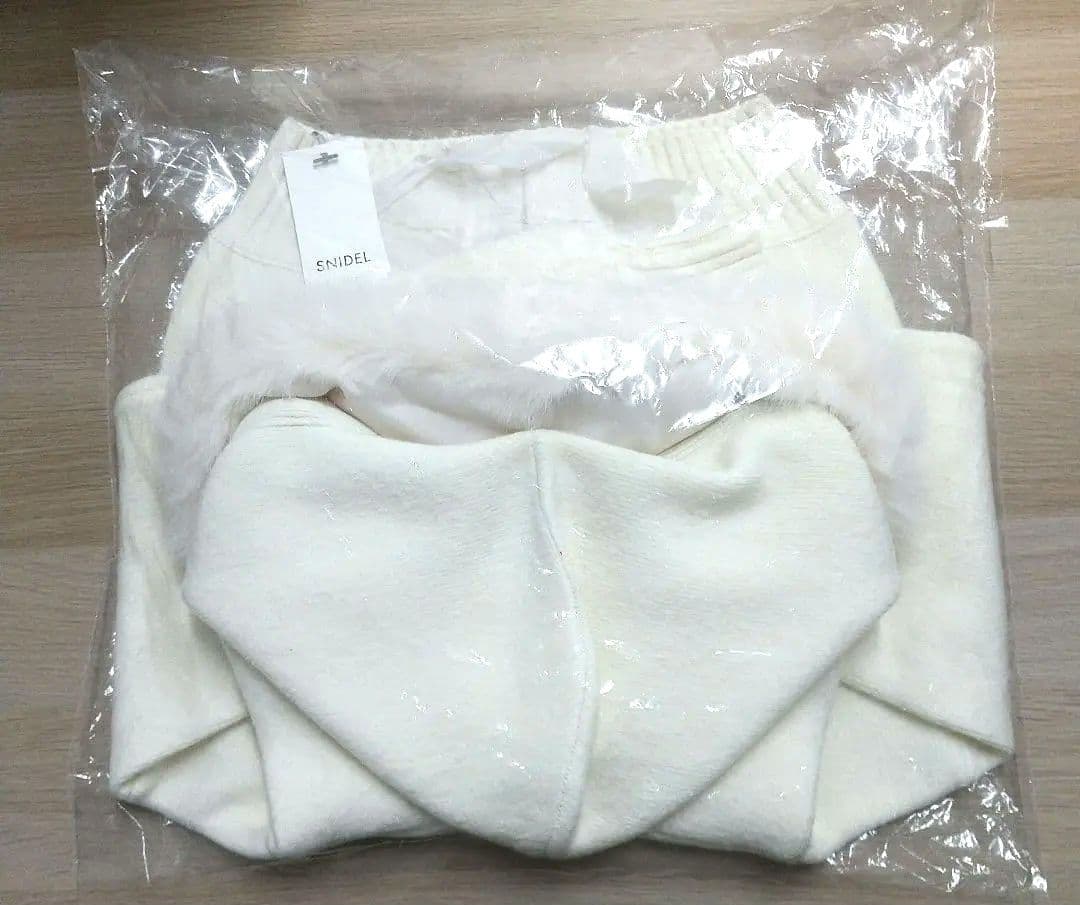 SNIDEL スナイデル ファーフードパーカー タグ付き 未使用品