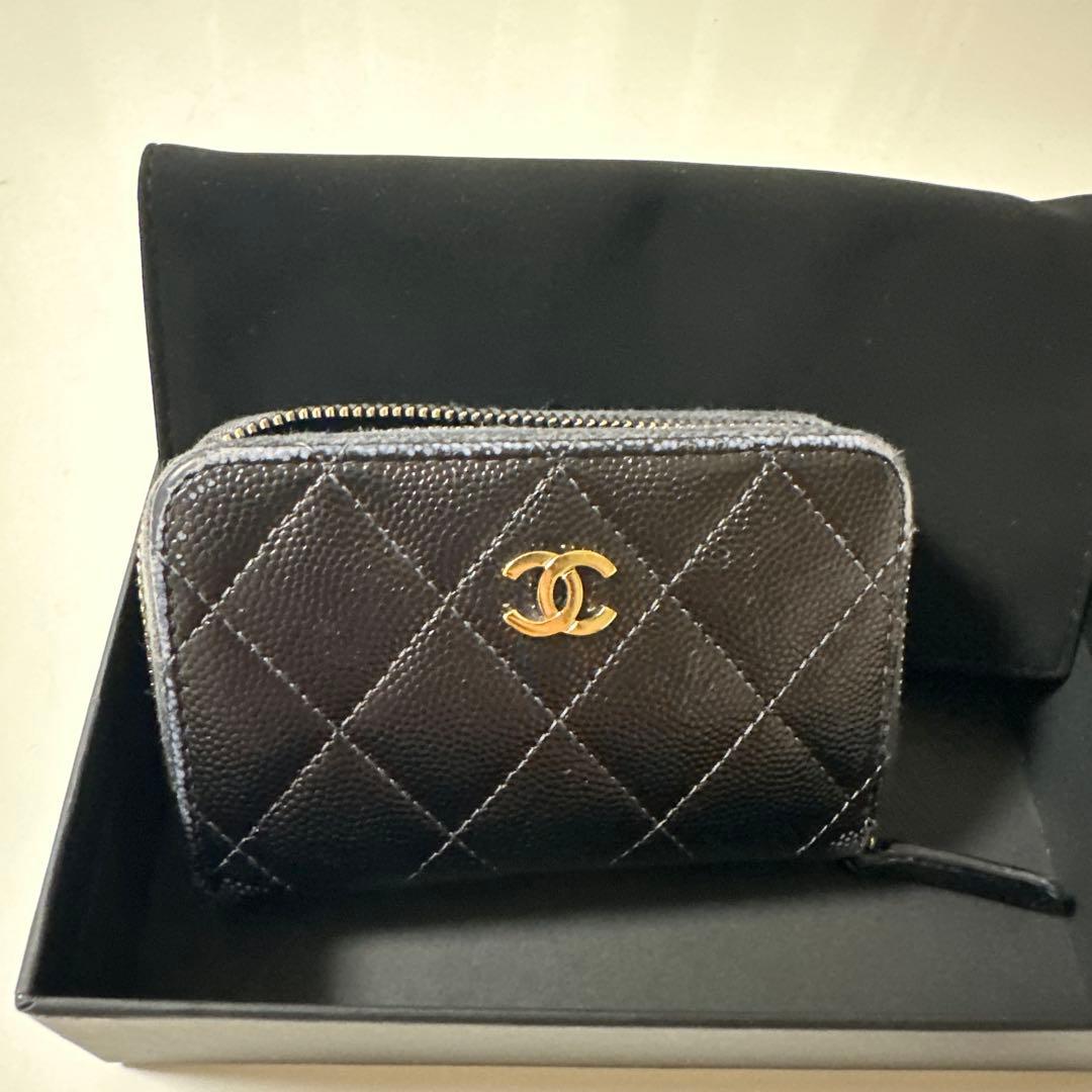 CHANEL シャネル　キャビアスキン　マトラッセ　ケース　財布