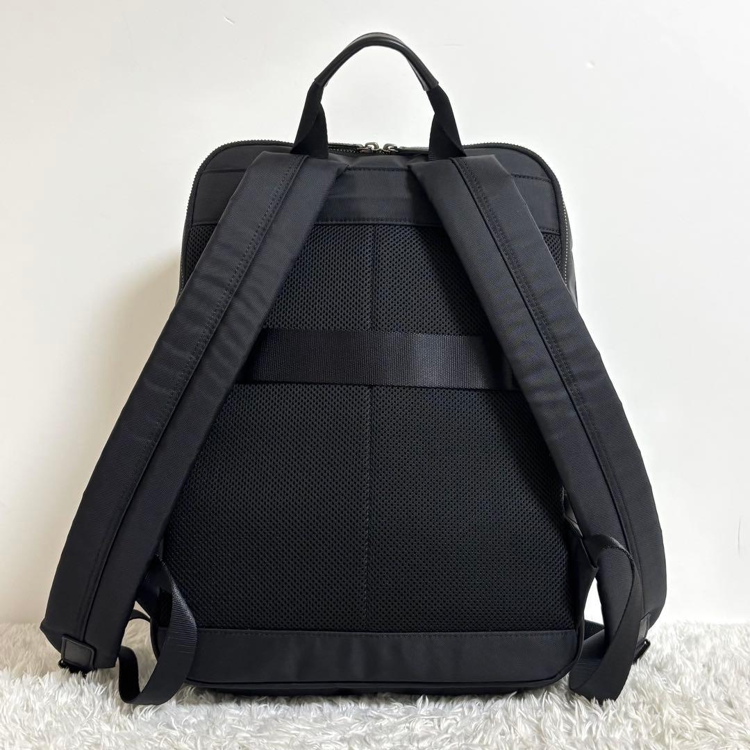 【美品】 ブラックレーベル クレストブリッジ リュック チェック スクエア