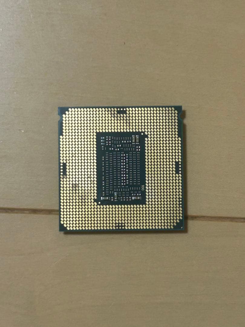 Intel Core i7-8700K 3.70GHz CPU 本体