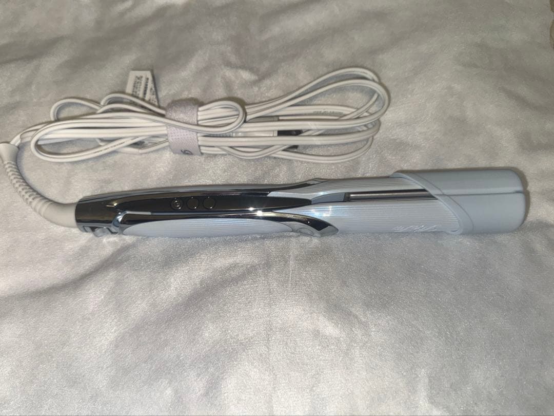 2025年製　ReFa ストレート アイロン プロ ホワイト RE-AT-02A