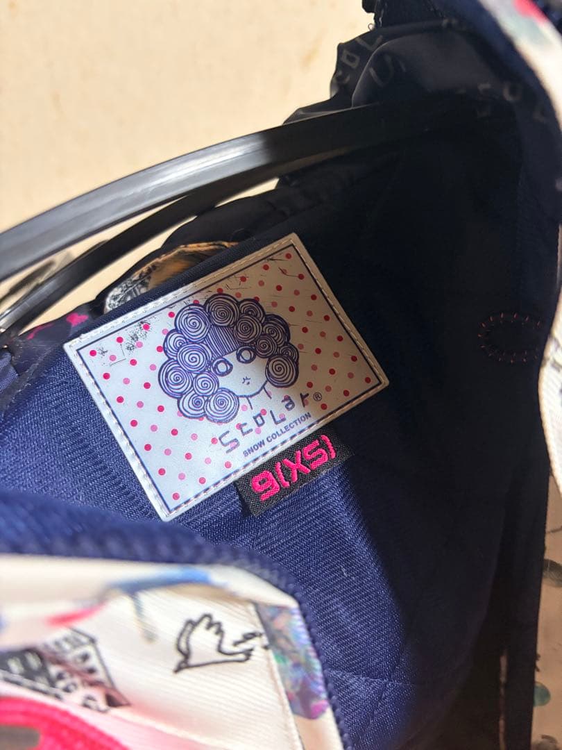 【ほぼ美品】ScoLar スノーボード ウェア 上下　セット スカラー M 総柄