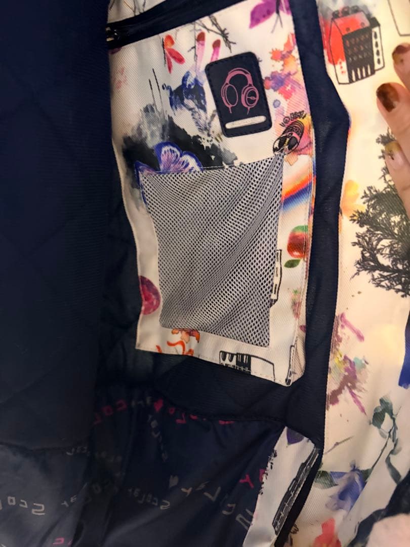 【ほぼ美品】ScoLar スノーボード ウェア 上下　セット スカラー M 総柄