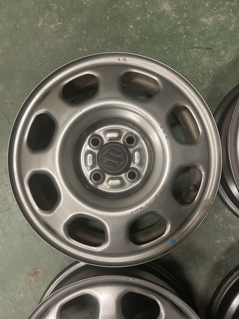 ハスラー　純正ホイール　15インチ