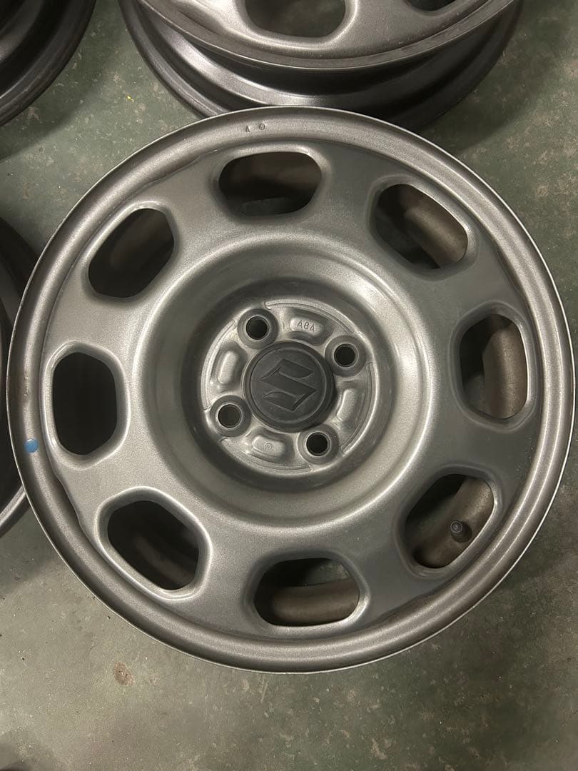 ハスラー　純正ホイール　15インチ