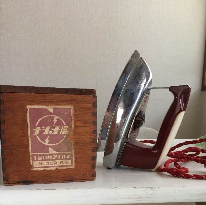 アンティークなアイロン