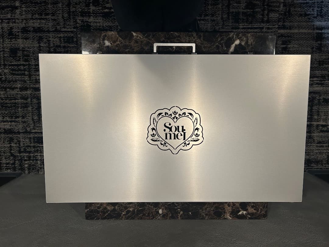 ソウメイアタッシュケース＆空ビン