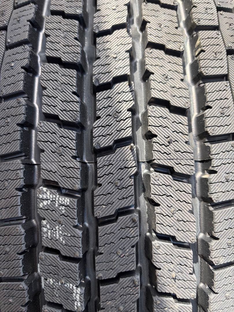 YOKOHAMA ice GUARD iG91 195/80R15 タイヤセット