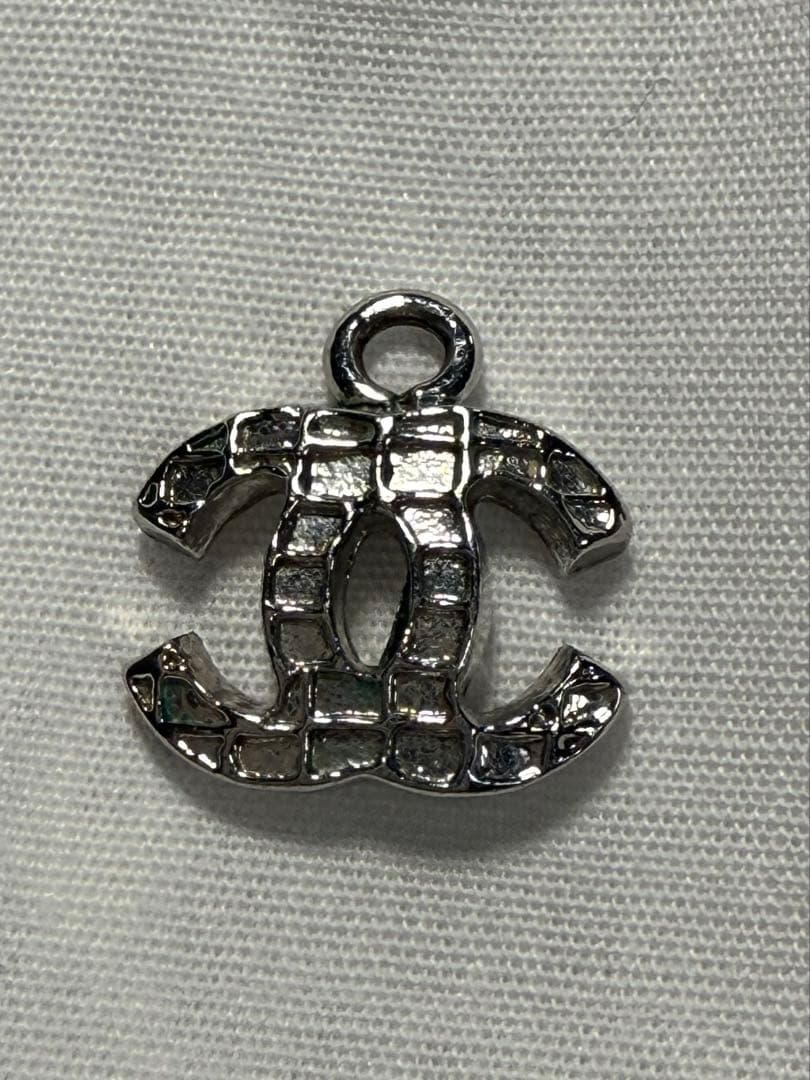 注)片方のみの販売です！ ぶら下がり CHANEL シャネル　ピアス　シルバー