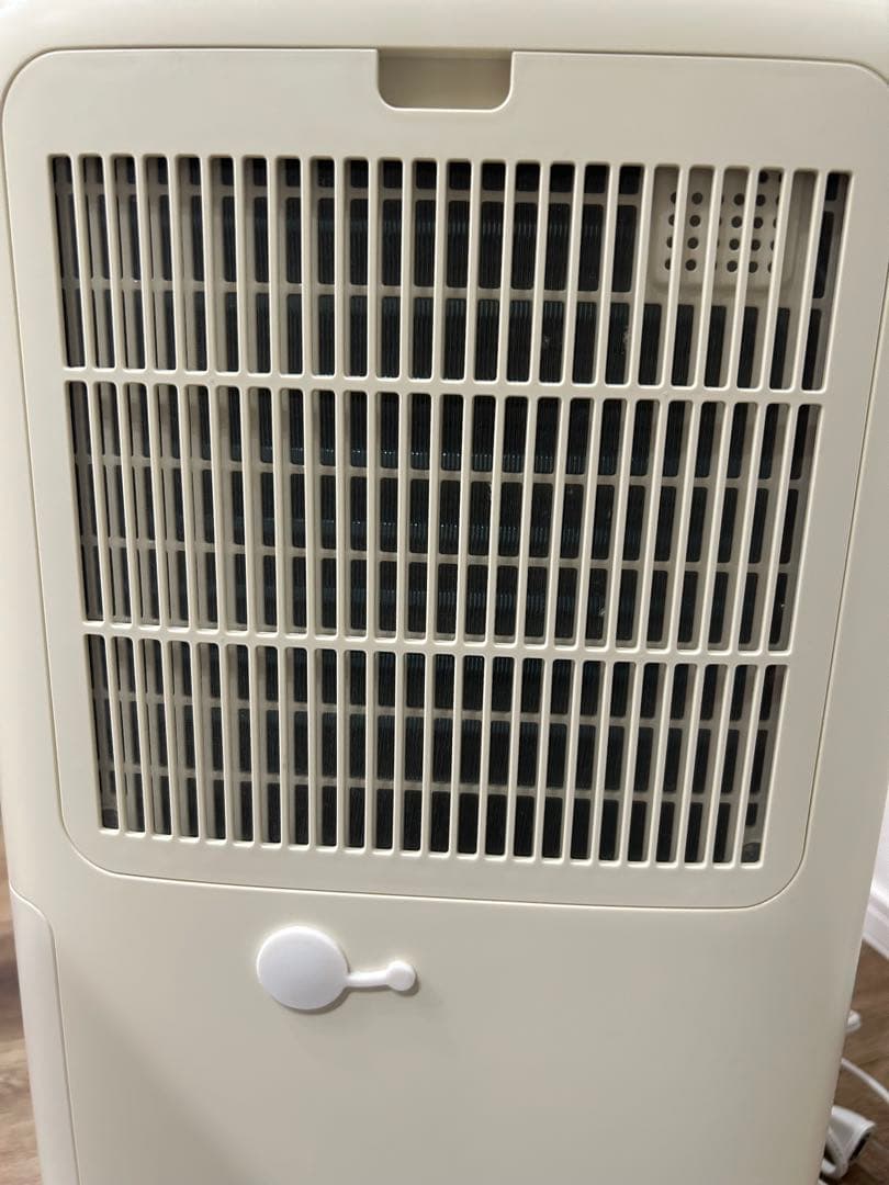 SHARPシャープ　除湿機 CV-J71