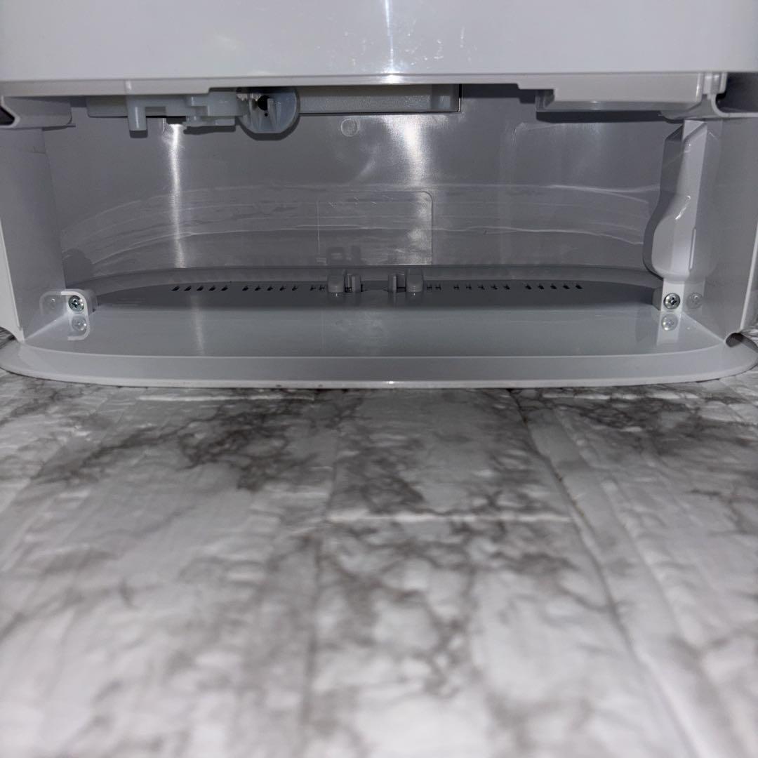 【2024年製】Panasonic衣類乾燥除湿機　F-YZX60B