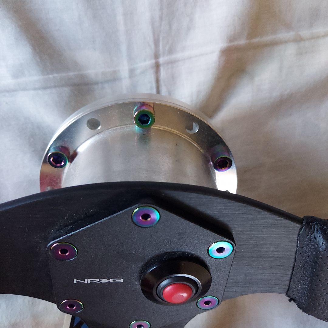 【最終値下げ】NRG カーボン ステアリングホイール (33cm)、ボス、ボルト