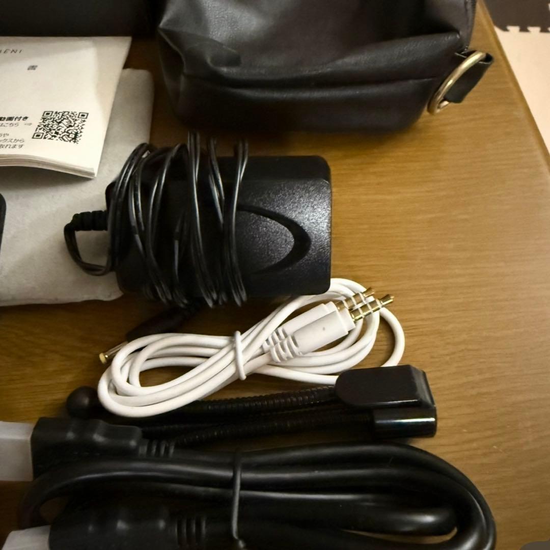 KABENI（カベーニ） スマホ型プロジェクター　ピンク