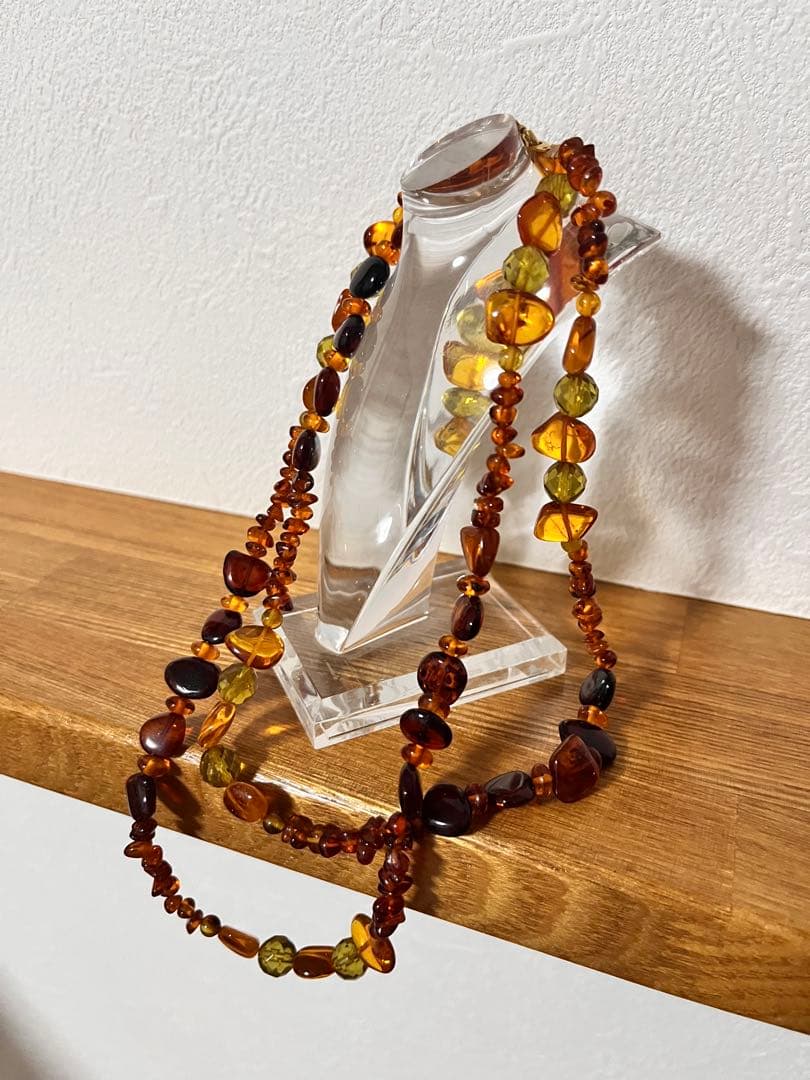 アンバー（琥珀）のネックレス　天然石　パワーストーン