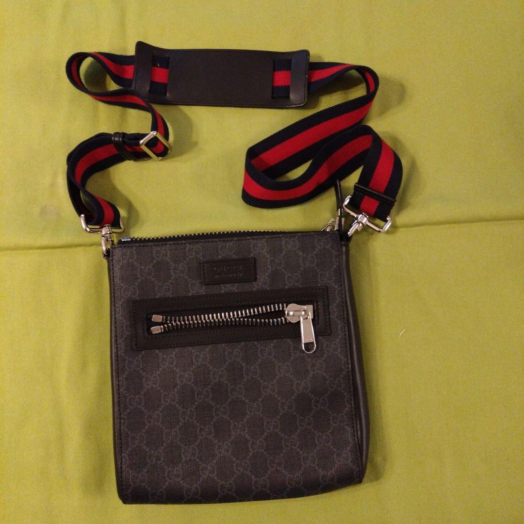 GUCCI グッチダークグレー ショルダーバッグ