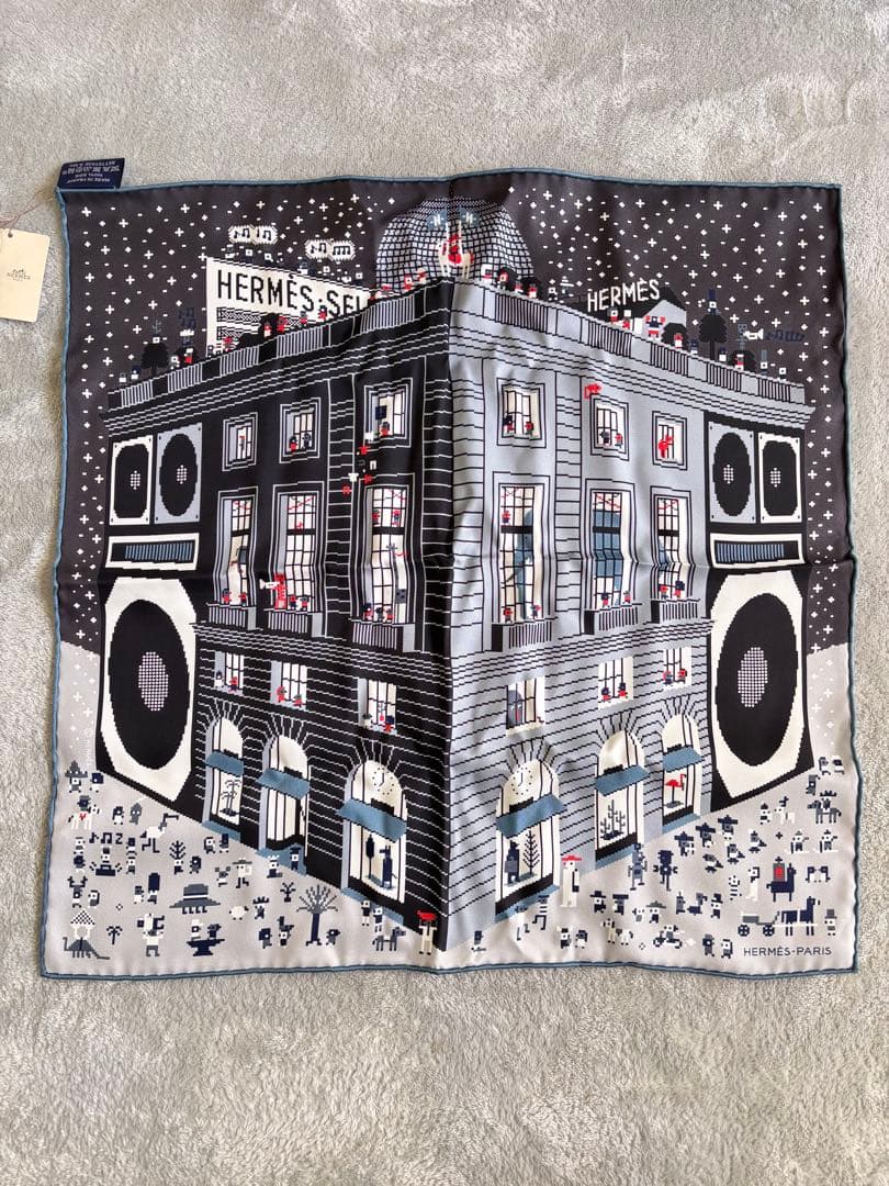 HERMESポケットチーブ \"ヴィンテージ”シルク 45＜フォーブル・パーティ＞