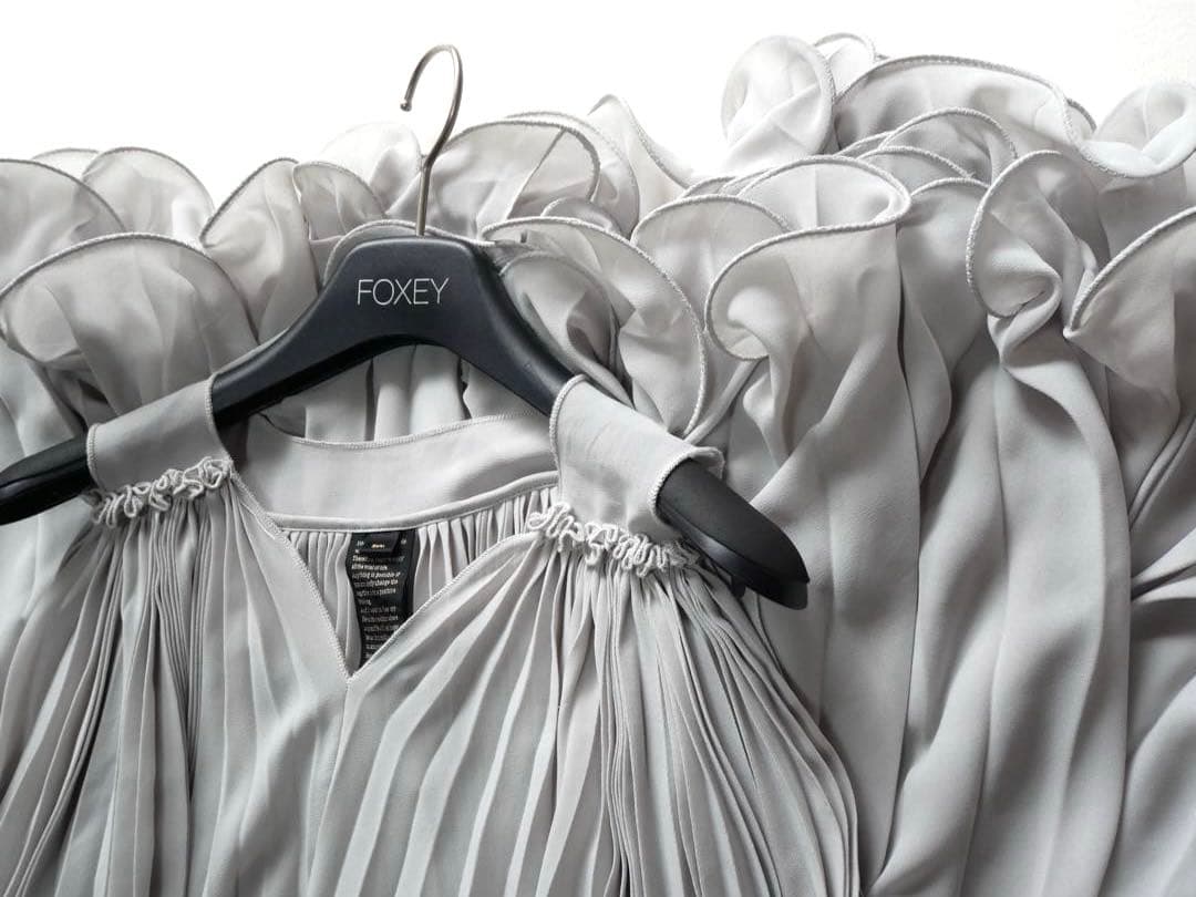 SOV. ダブルスタンダードクロージング♪ ボリュームプリーツワンピース