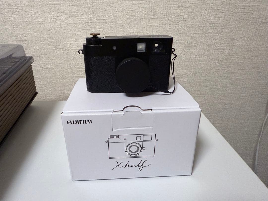 X-HF1 富士フィルムX halfブラック　アルティザンアーティストストラップ