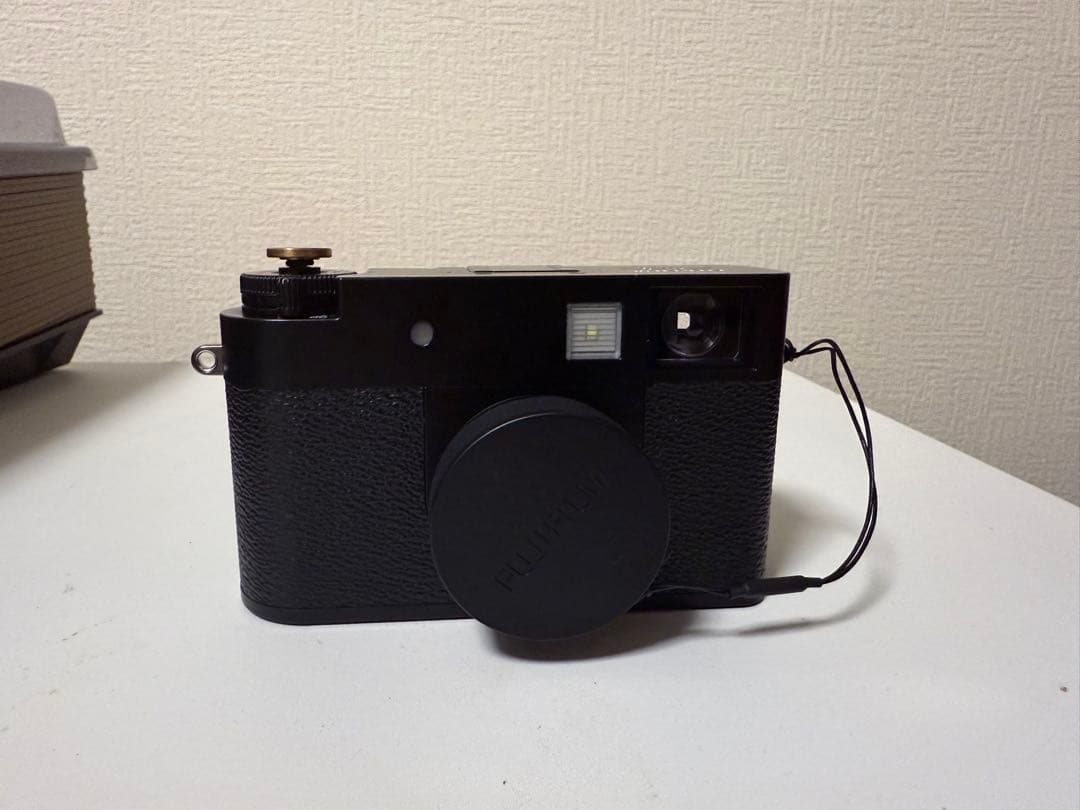 X-HF1 富士フィルムX halfブラック　アルティザンアーティストストラップ