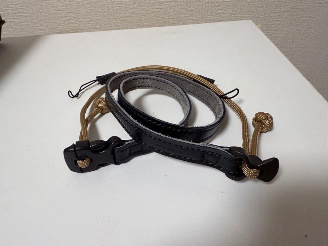 X-HF1 富士フィルムX halfブラック　アルティザンアーティストストラップ