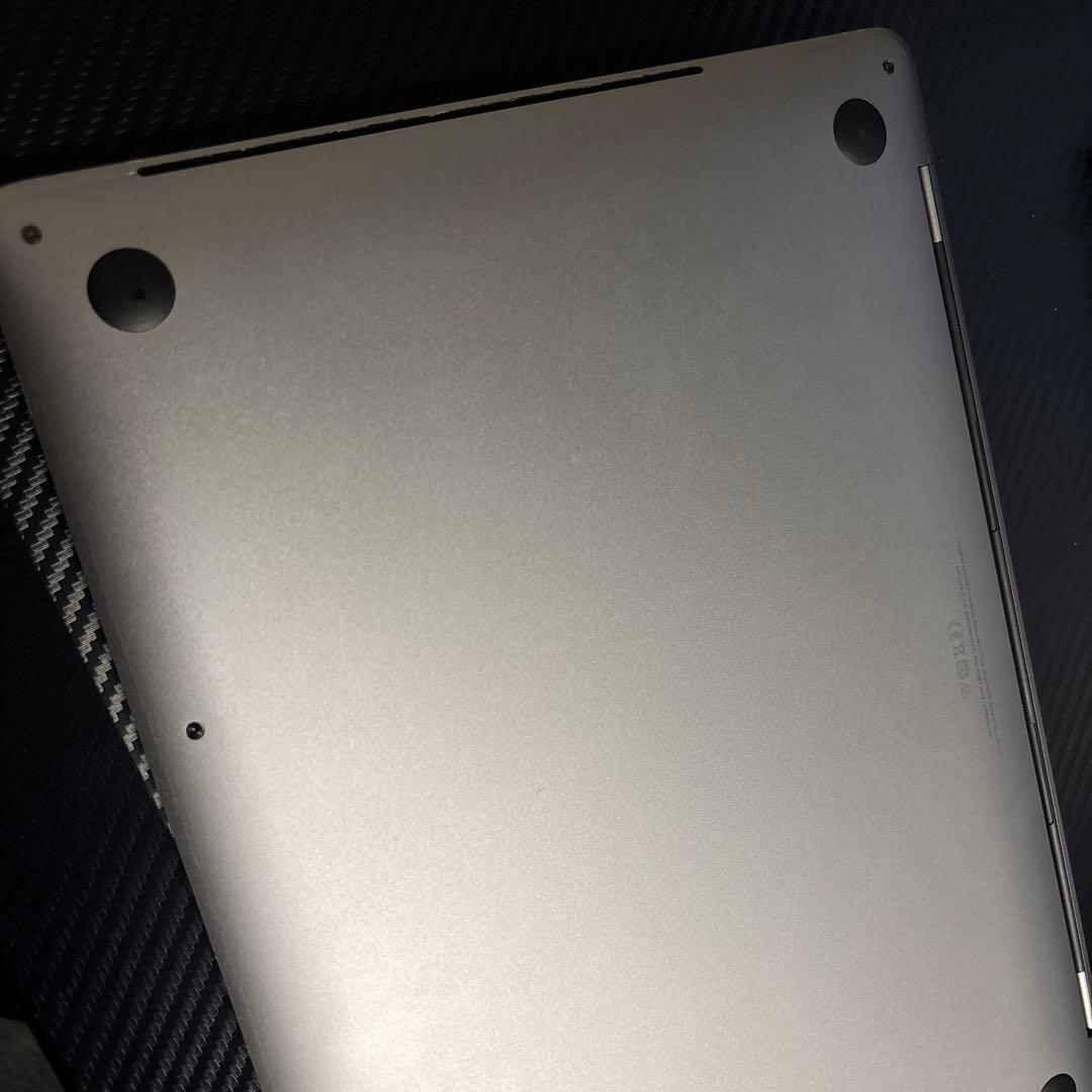 MacBook Pro 2019 13インチ