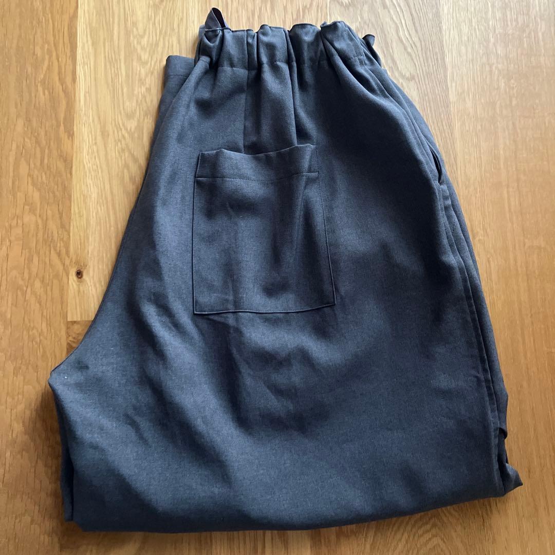 ミズイロインド　ワイドカーゴパンツ　ダークグレイ