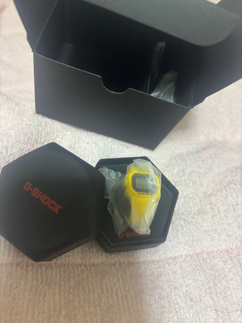 G-SHOCK nano DWN-5600-9JR イエロー リングウォッチ