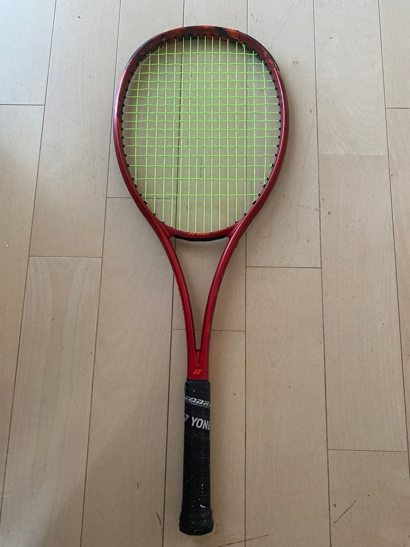 【値下げ】YONEX テニスラケット 赤 ジオブレイク70V