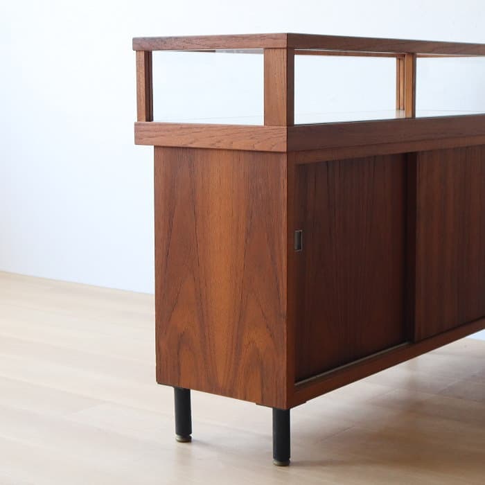 アンティーク チーク材 ガラスショーケース 飾り棚 サイドボード 木製