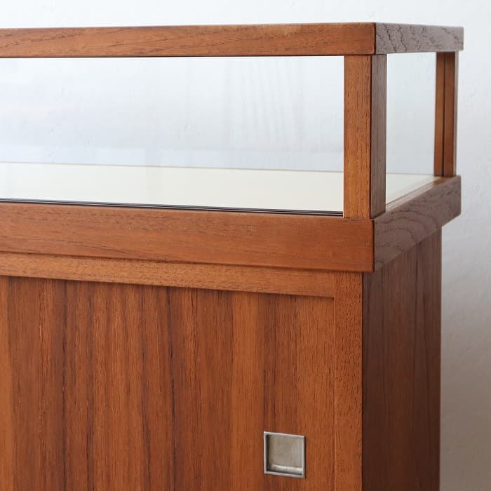 アンティーク チーク材 ガラスショーケース 飾り棚 サイドボード 木製