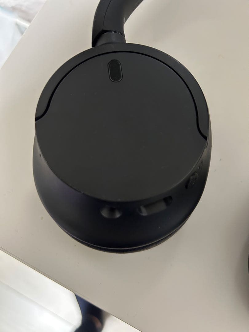 SONY新品同様　ブラック ワイヤレスヘッドホン