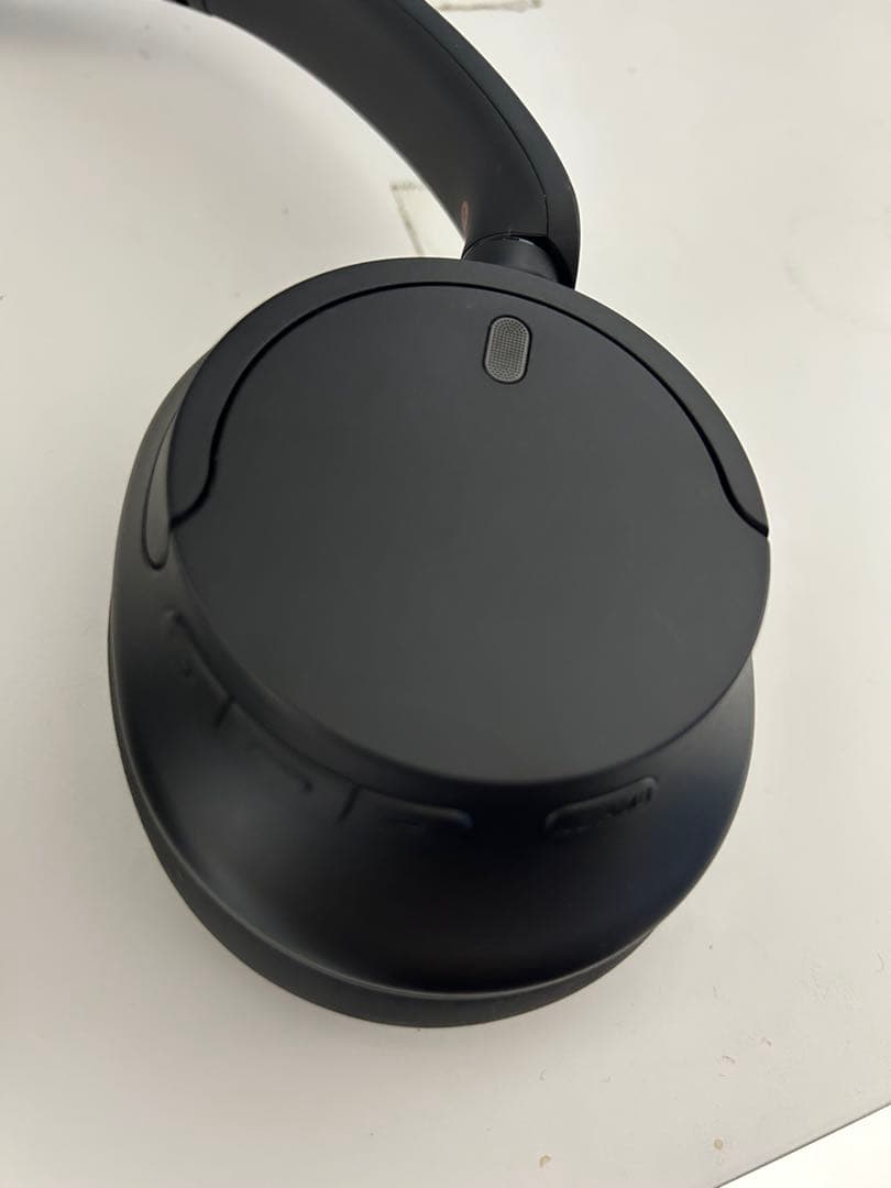 SONY新品同様　ブラック ワイヤレスヘッドホン