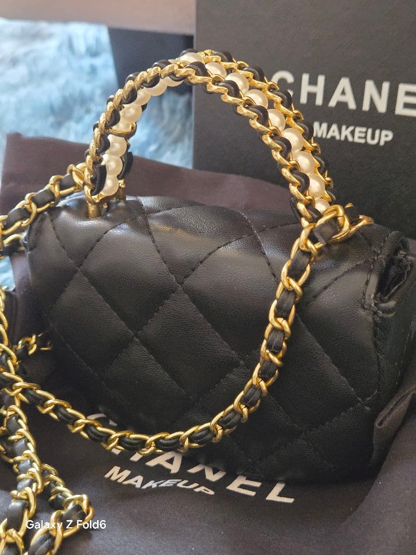 CHANEL シャネル ノベルティ パールハンドル ミニ チェーンバッグ