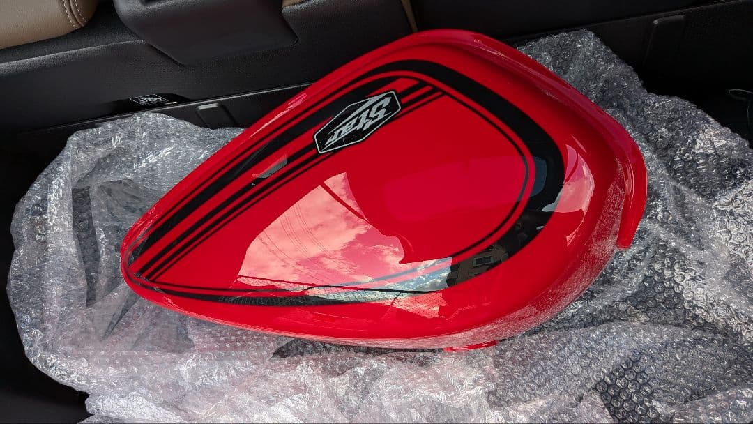 ヤマハ bolt タンク