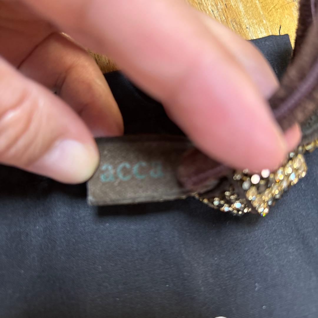 acca ストーン付きヘアゴム ブラウン