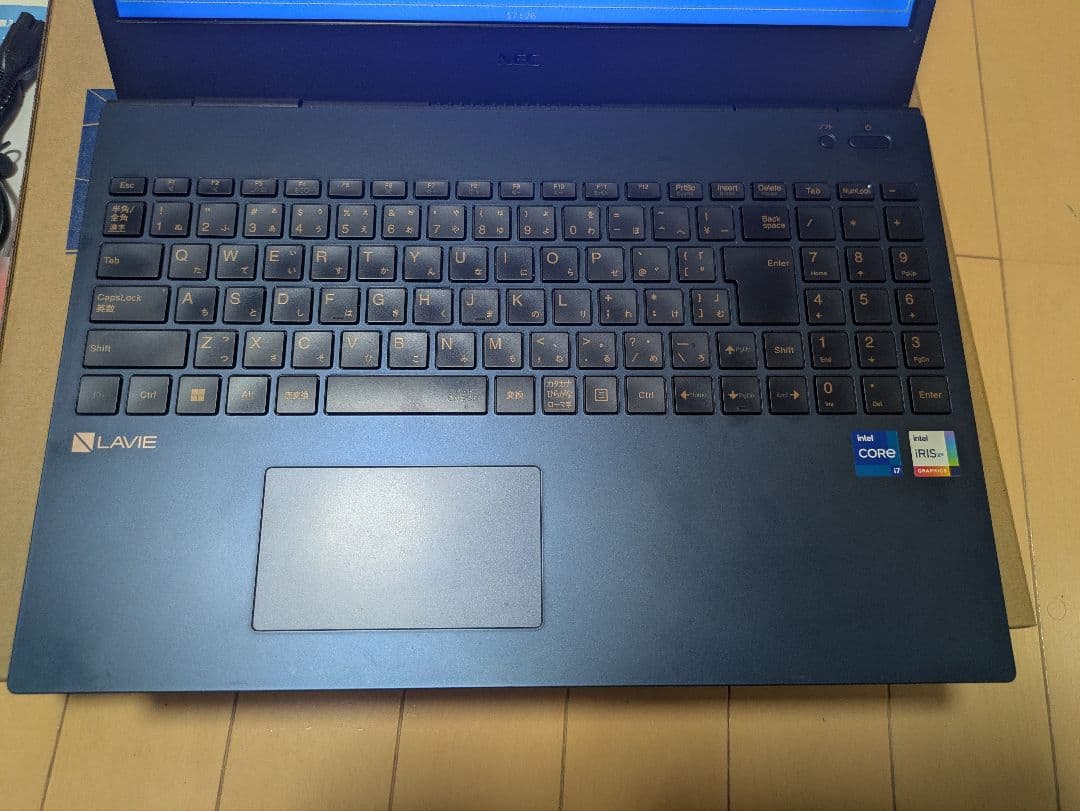 NEC ノートパソコンPC-N1570GAL Core i7 / 16GB