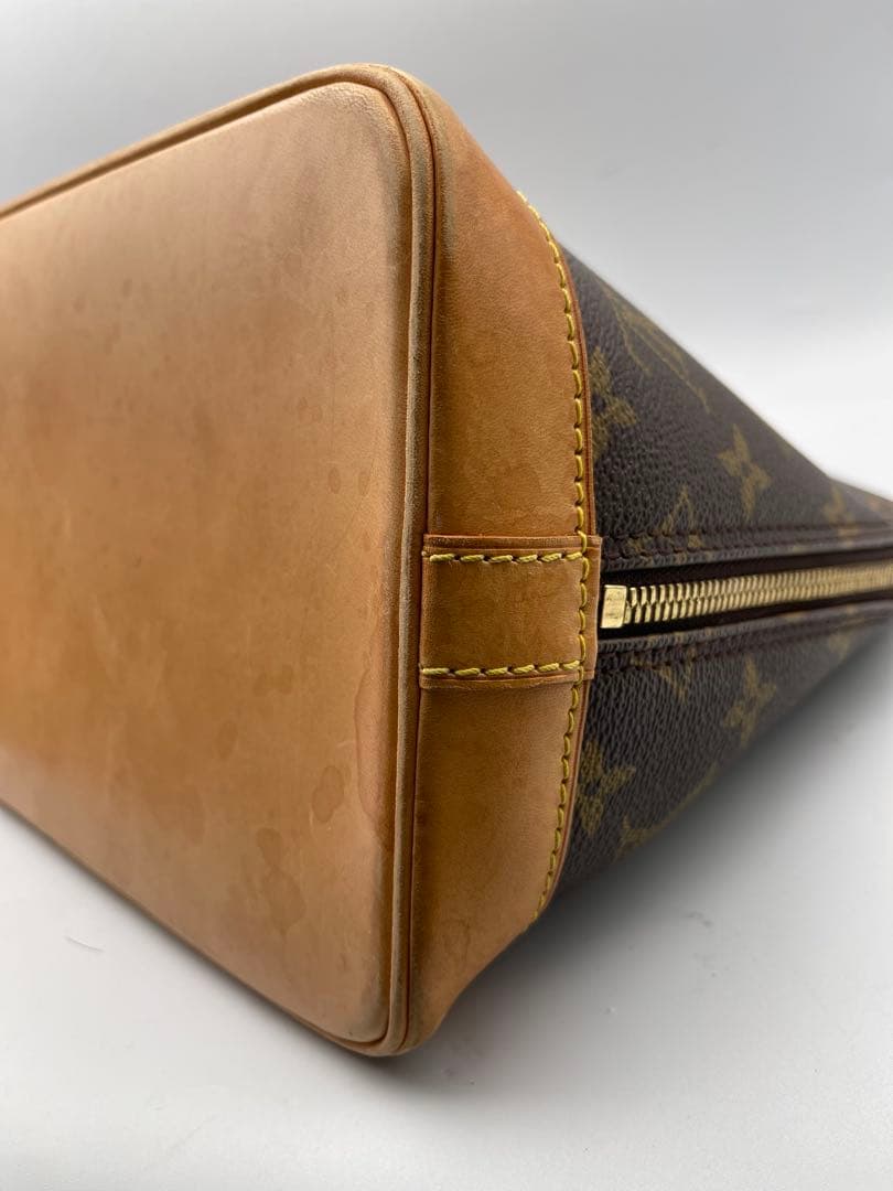 Louis Vuitton モノグラム ハンドバッグ アルマ 鍵付き