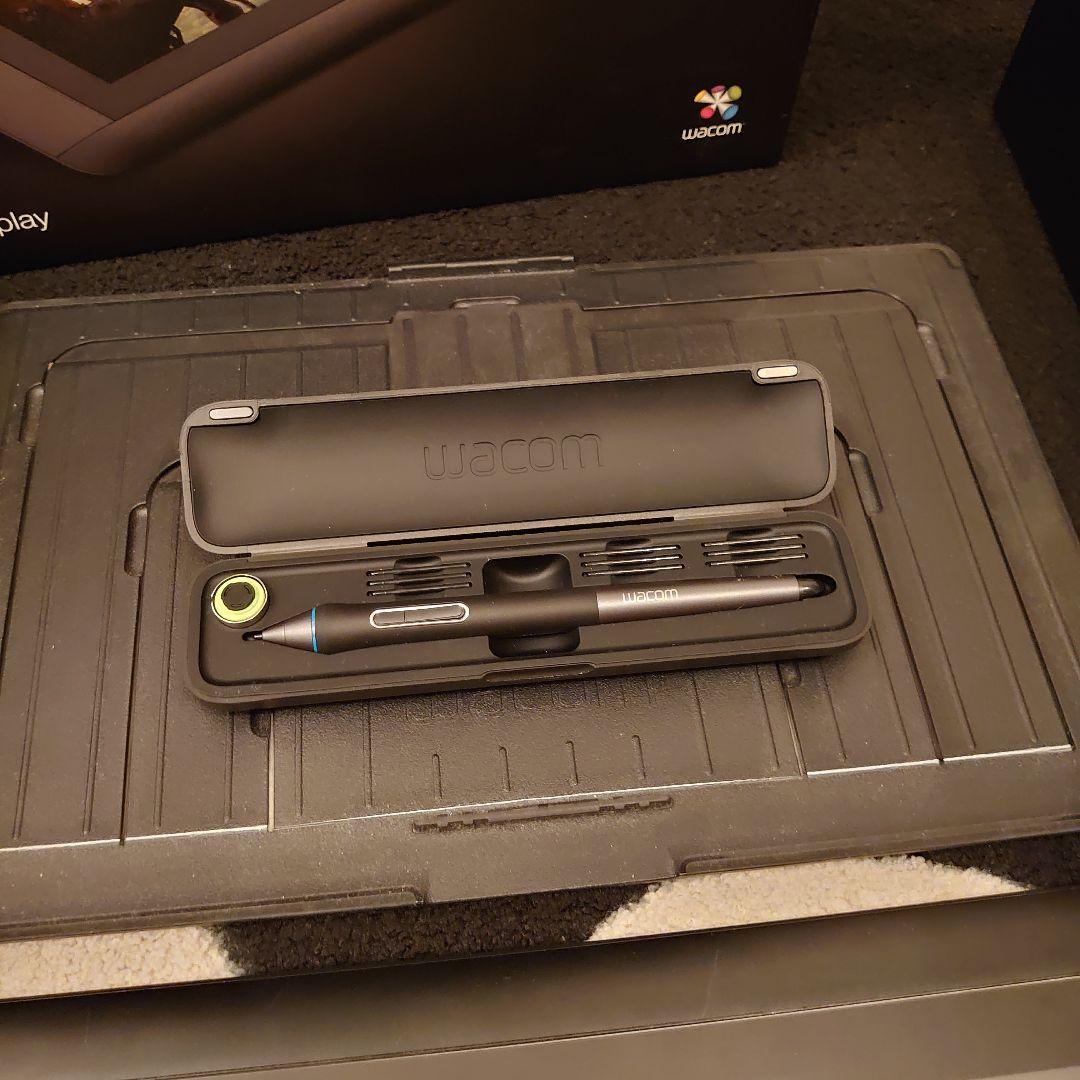 Wacom 液タブ Cintiq 13HD