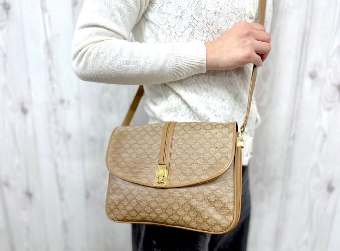 極美品 CELINE セリーヌ マカダム柄 ショルダーバッグ バッグ ブラウン系