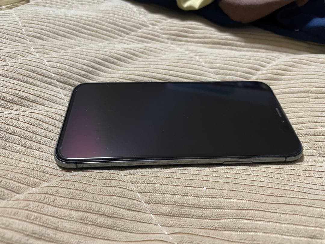 Apple iPhone XS スペースグレイ　256GB SIMフリー