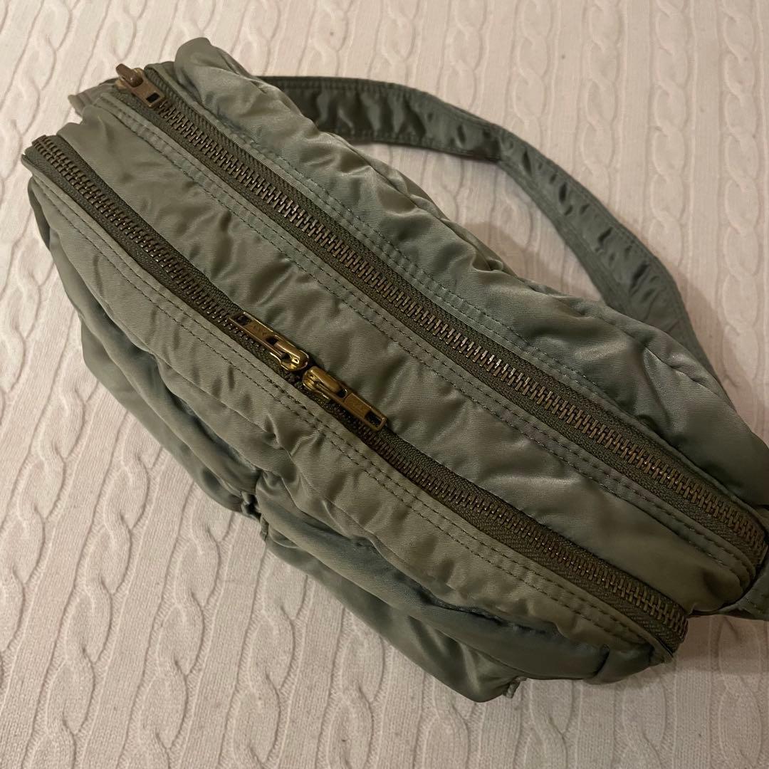 【美品✨】PORTER ポーター タンカー 2層 ショルダーバッグ カーキ