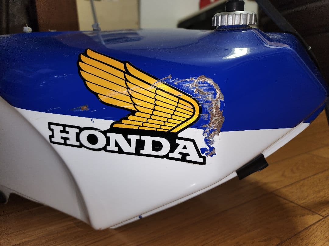 NSR250R MC18 88 燃料タンク 現状品 青テラ