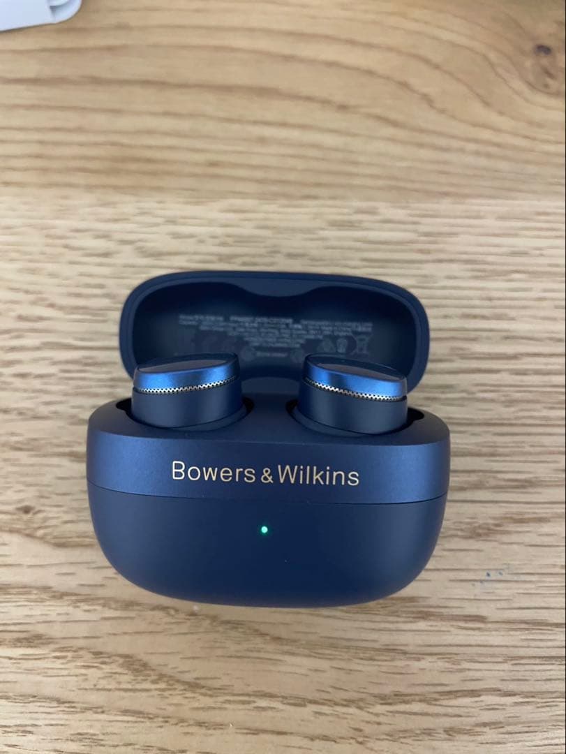 Bowers & Wilkins ミッドナイト・ブルー Pi8/MB